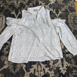 Off The Shoulder Polka dot Blouse!!